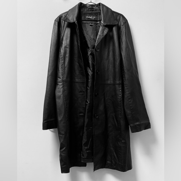 🔥Stylish Pasha & Jo Braid Accented Long Black Leather Button Down Jacket! - Picture 10 of 10